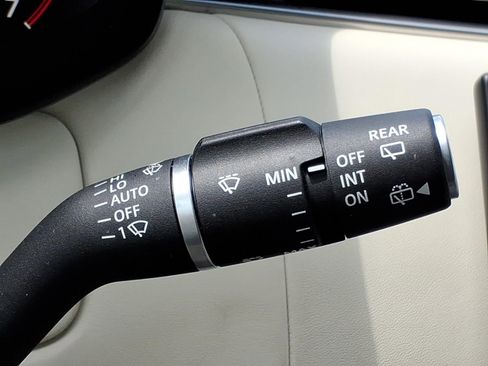 Used 2023 Land Rover Range Rover SE AWD/4WD image 26