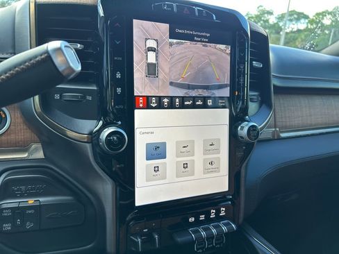 Used 2023 RAM 2500 Limited image 14