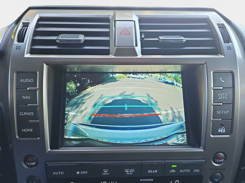Certified 2021 Lexus GX 460 Premium w/ Premium Package AWD/4WD image 22