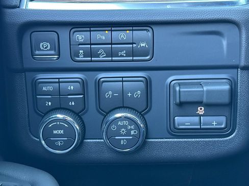 New 2026 Chevrolet Tahoe High Country AWD/4WD image 29