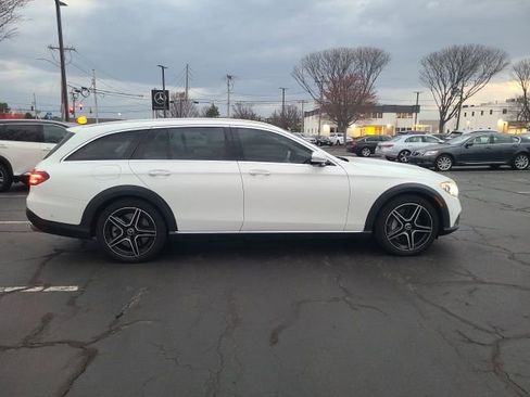 Used 2021 Mercedes-Benz E 450 4MATIC All-Terrain Wagon image 4