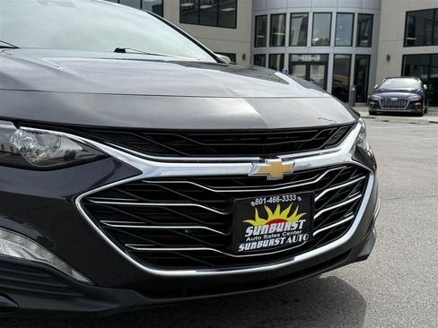Used 2023 Chevrolet Malibu LT FWD image 12