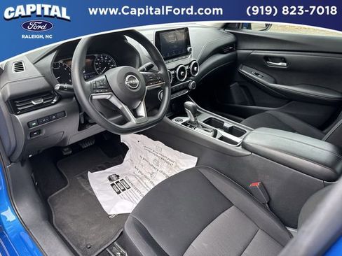 Used 2025 Nissan Sentra SV image 18