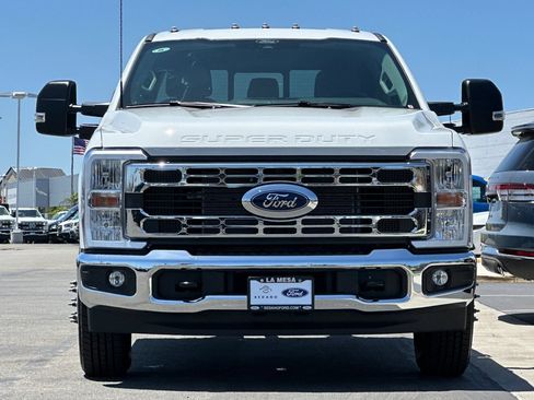 New 2026 Ford F350 XL w/ XL Chrome Package RWD image 8