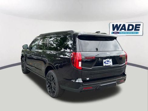 New 2026 Ford Expedition Max Platinum w/ Stealth Performance Package AWD/4WD image 7