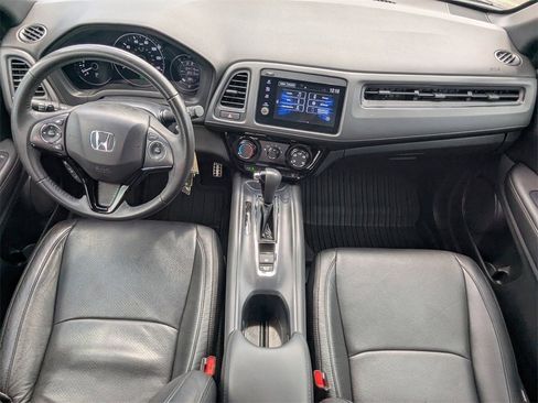 Used 2022 Honda HR-V Sport image 17