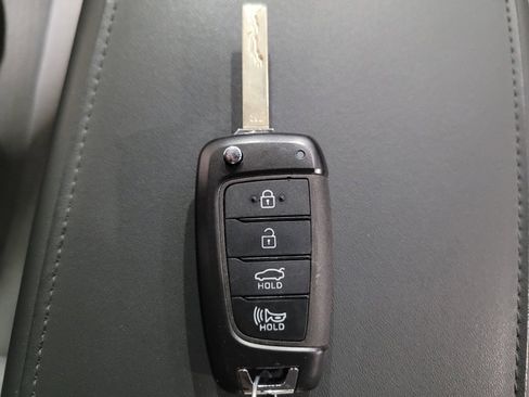 Used 2022 Hyundai Sonata SE w/ Cargo Package FWD image 32