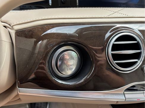 Used 2015 Mercedes-Benz S 63 AMG 4MATIC Sedan image 31