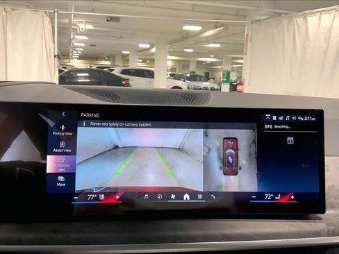 New 2026 BMW X7 xDrive40i w/ Premium Package image 18