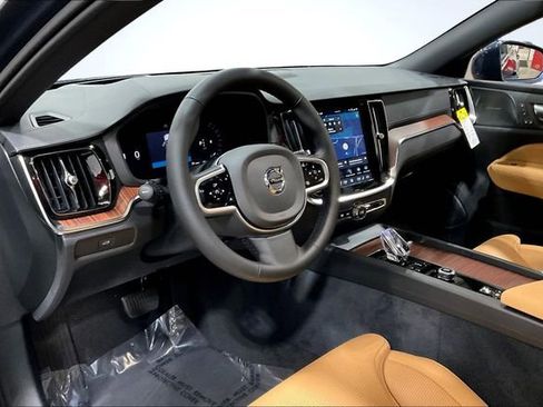 New 2026 Volvo V60 B5 Cross Country Ultra w/ Climate Package image 8