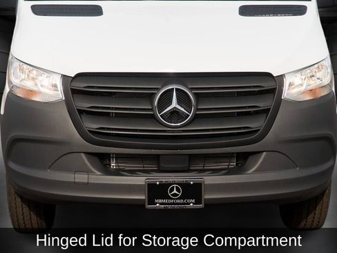 Used 2025 Mercedes-Benz Sprinter 2500 image 13
