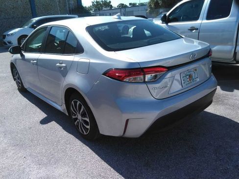 Used 2024 Toyota Corolla LE FWD image 8