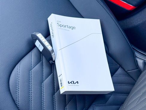 New 2026 Kia Sportage X-Line w/ X-Line Premium Package AWD/4WD image 35