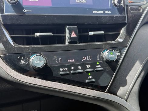 Used 2024 Toyota Camry XSE FWD image 15