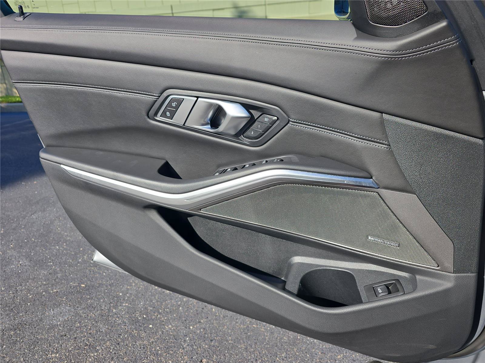 Used 2023 BMW M3 Competition AWD/4WD image 16