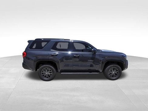 Used 2025 Toyota 4Runner SR5 AWD/4WD image 5
