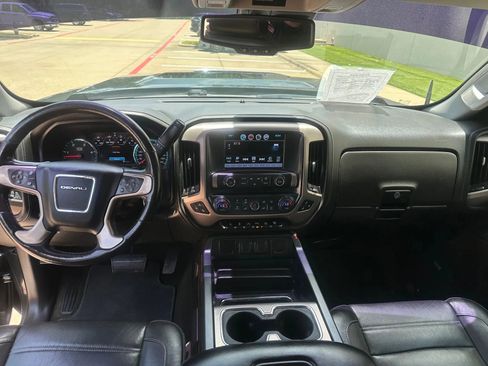 Used 2018 GMC Sierra 3500 Denali w/ Duramax Plus Package image 19