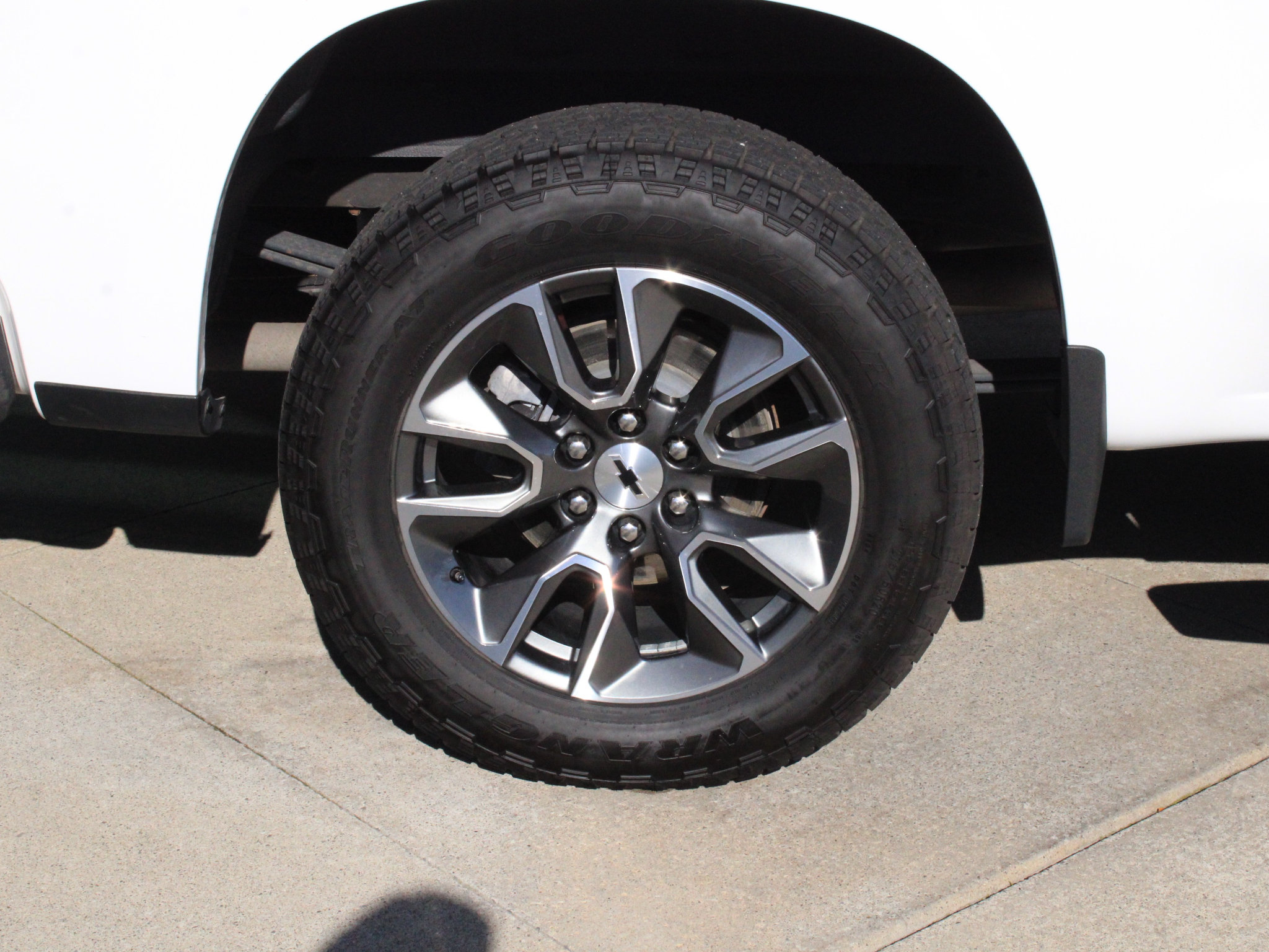 Used 2023 Chevrolet Silverado 1500 RST w/ Convenience Package II AWD/4WD image 37