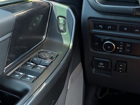 Used 2022 Ford F150 XLT w/ Equipment Group 302A High AWD/4WD image 30