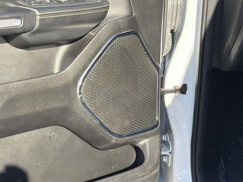 Used 2024 RAM 1500 Laramie image 24