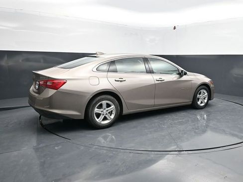 Used 2024 Chevrolet Malibu LT FWD image 9
