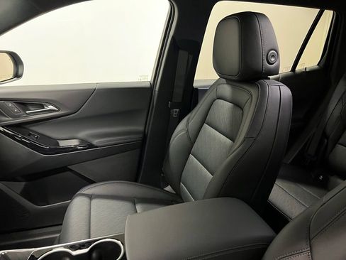 New 2026 Chevrolet Equinox LT w/ Convenience Package II image 25