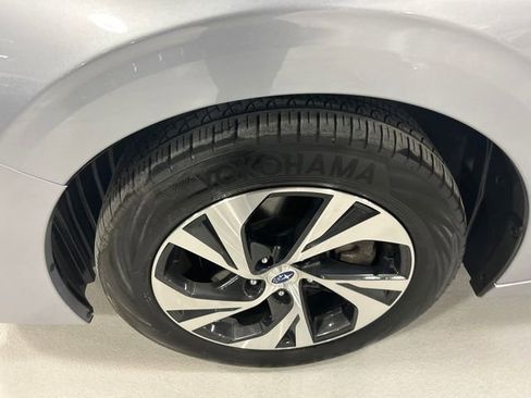 Used 2023 Subaru Legacy Premium image 8