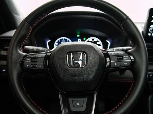 Certified 2025 Honda Pilot TrailSport image 15