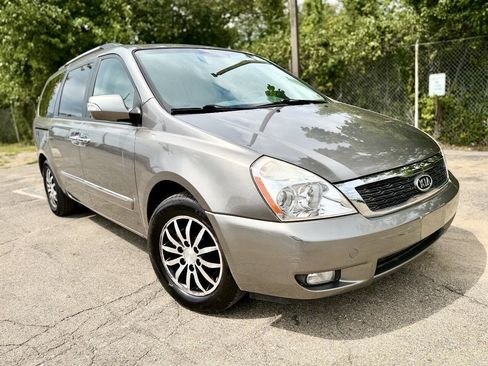 Used 2011 Kia Sedona EX FWD image 1