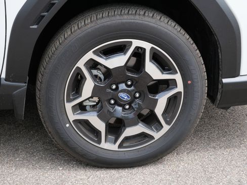 Certified 2026 Subaru Outback Touring AWD/4WD image 15