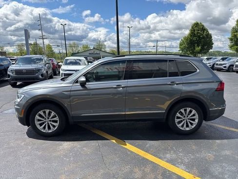 Used 2018 Volkswagen Tiguan SEL FWD image 52