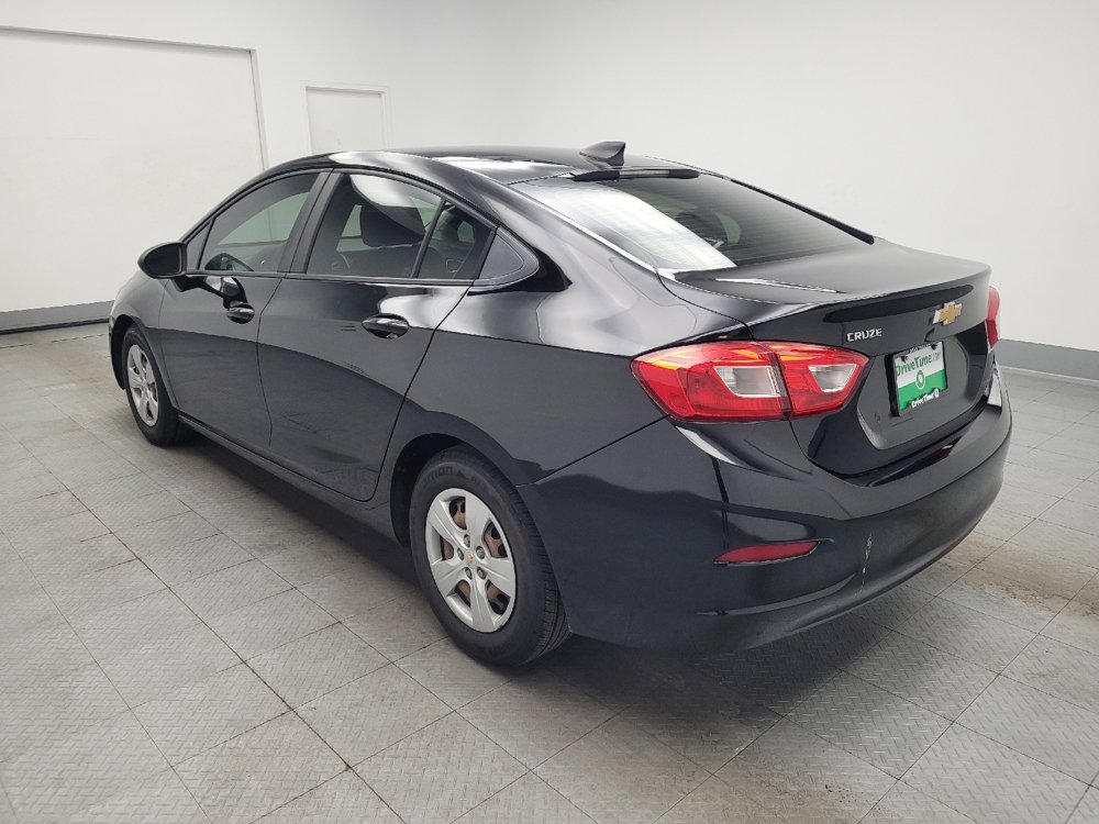 Used 2017 Chevrolet Cruze LS FWD image 5