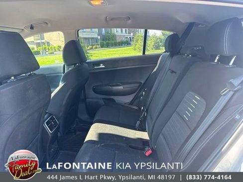 Used 2020 Kia Sportage LX w/ LX Popular Package AWD/4WD image 8