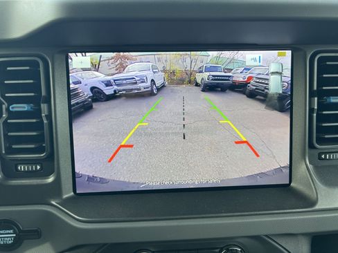 New 2024 Ford Bronco Black Diamond image 19