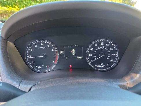 Used 2016 Hyundai Genesis 3.8 image 15