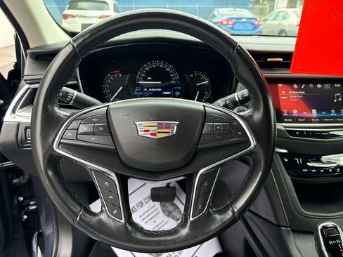 Used 2019 Cadillac XT5 Luxury AWD/4WD image 13