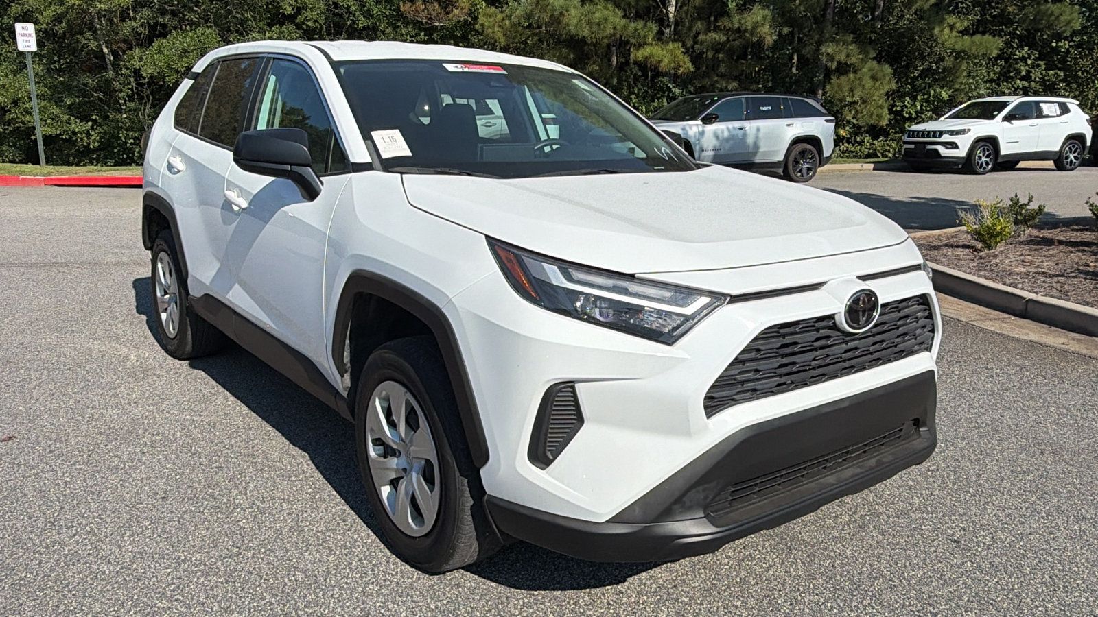 Used 2023 Toyota RAV4 LE FWD image 5