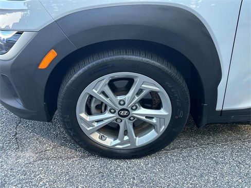 Used 2022 Hyundai Kona SEL w/ Cargo Package image 9