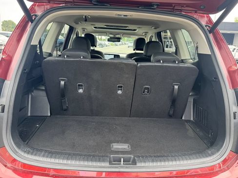 Used 2023 Kia Telluride EX w/ EX Captain's Chair Package AWD/4WD image 35