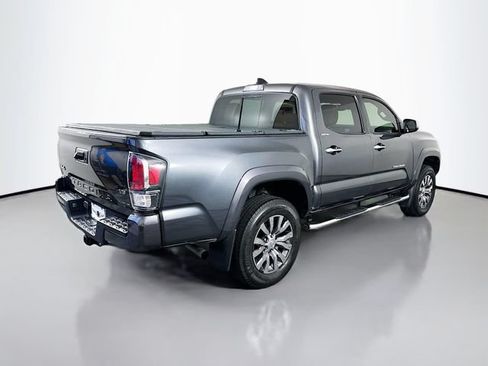Used 2021 Toyota Tacoma Limited AWD/4WD image 5