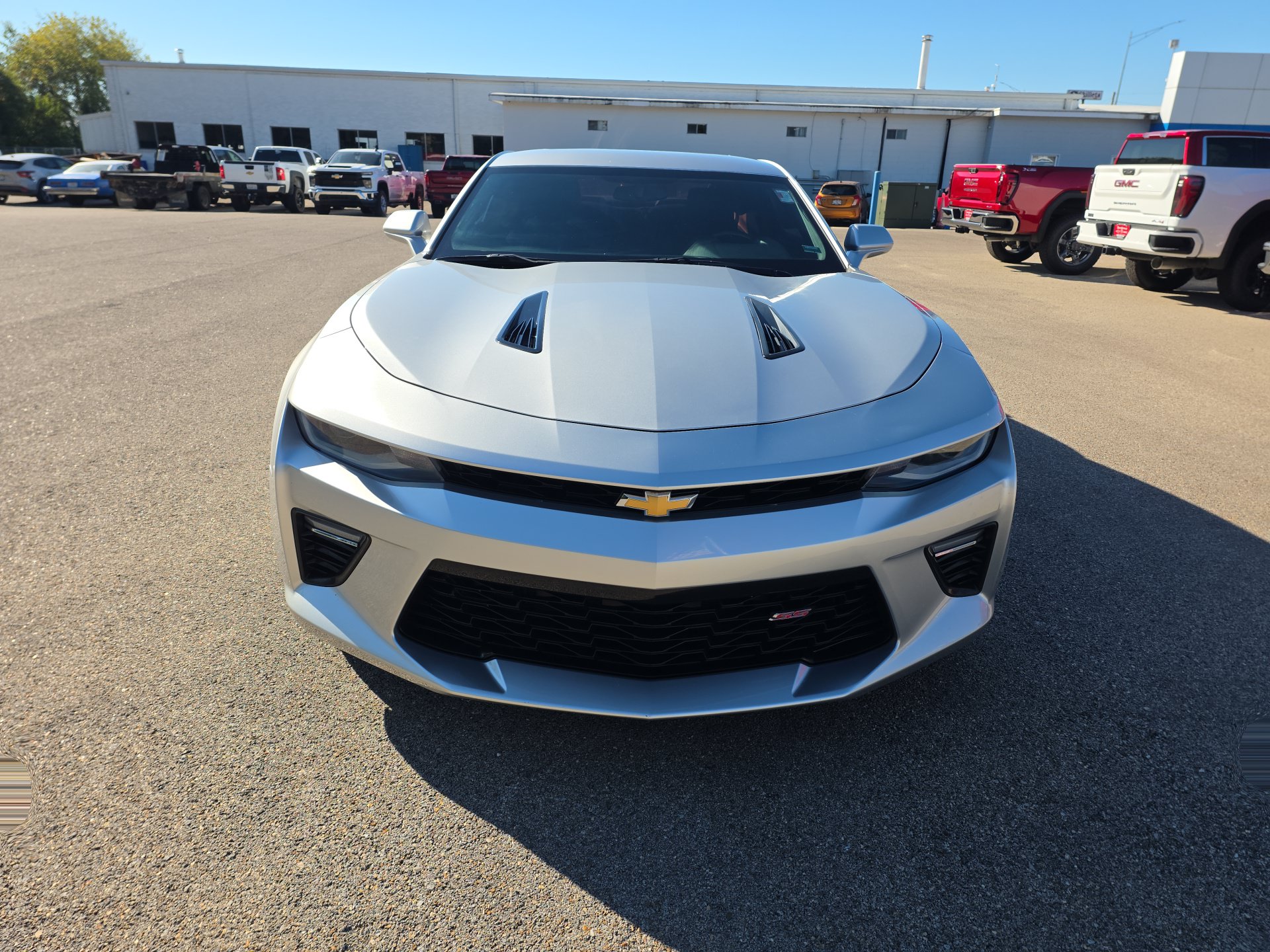 Used 2017 Chevrolet Camaro SS RWD image 3