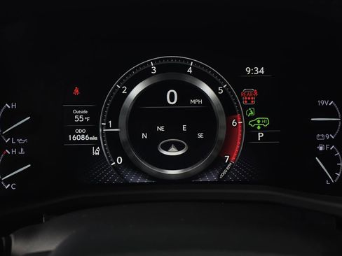 Used 2024 Lexus LX 600 4WD w/ Appearance Package image 22