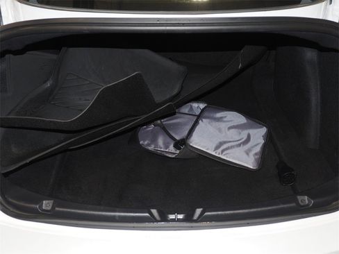 Used 2020 Tesla Model 3 Standard Range Plus image 12