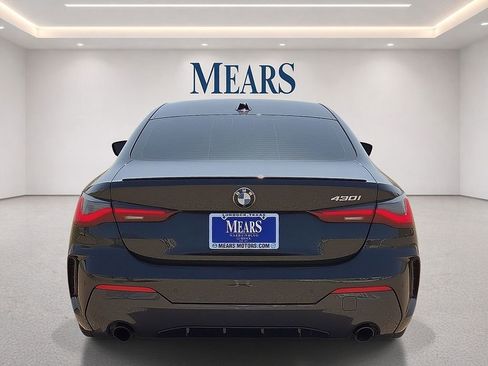 Used 2024 BMW 430i Coupe w/ M Sport Package RWD image 4