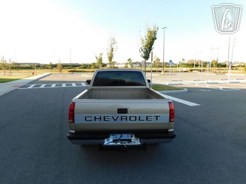 Used 1988 Chevrolet Silverado 1500 C10 Short Bed image 18