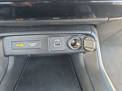 Used 2023 Honda Civic Sport image 23