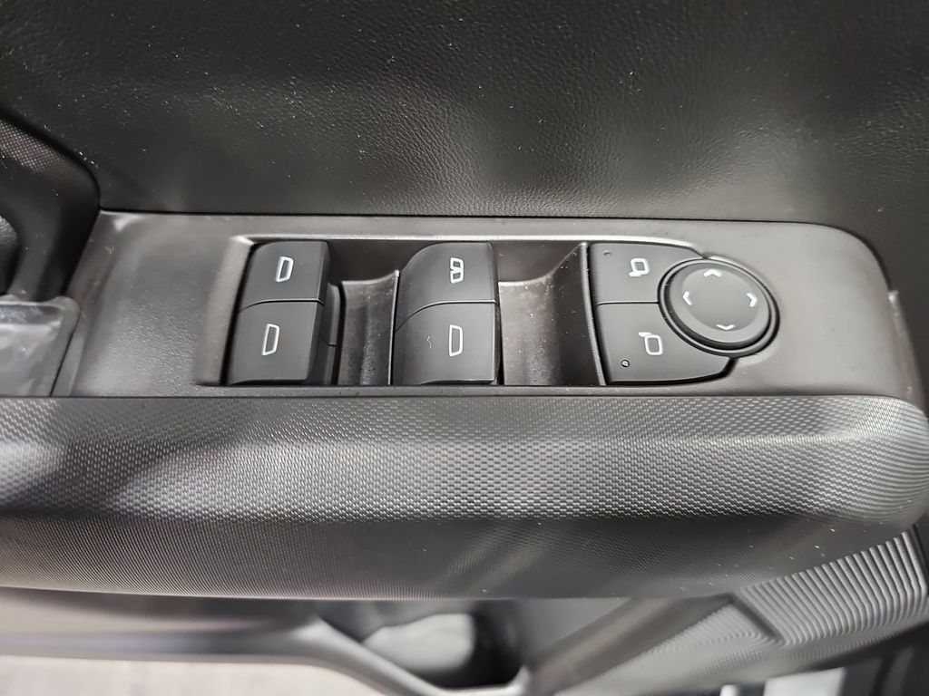 Used 2024 GMC Canyon Elevation w/ Convenience Package AWD/4WD image 28