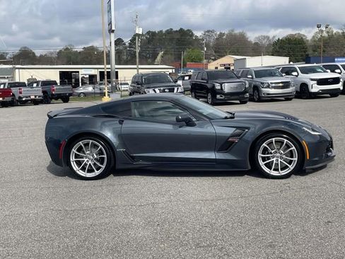Used 2019 Chevrolet Corvette Grand Sport image 2