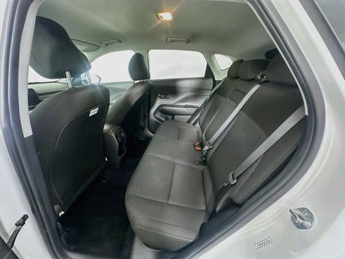 Used 2025 Hyundai Kona SEL FWD image 26