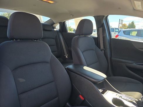 Used 2023 Chevrolet Malibu LT image 39